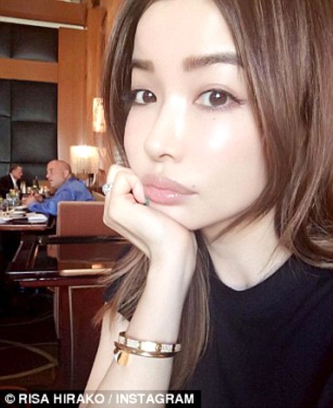 Japon modelin yaşını öğrenen donup kalıyor! 13