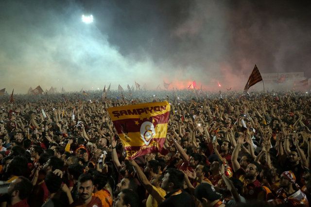Galatasaray, Florya'da şampiyonluğunu kutladı! 19