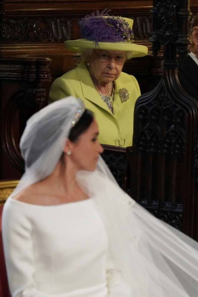 Meghan Markle'ın köpek filtreli selfie'lerine yasak! 4