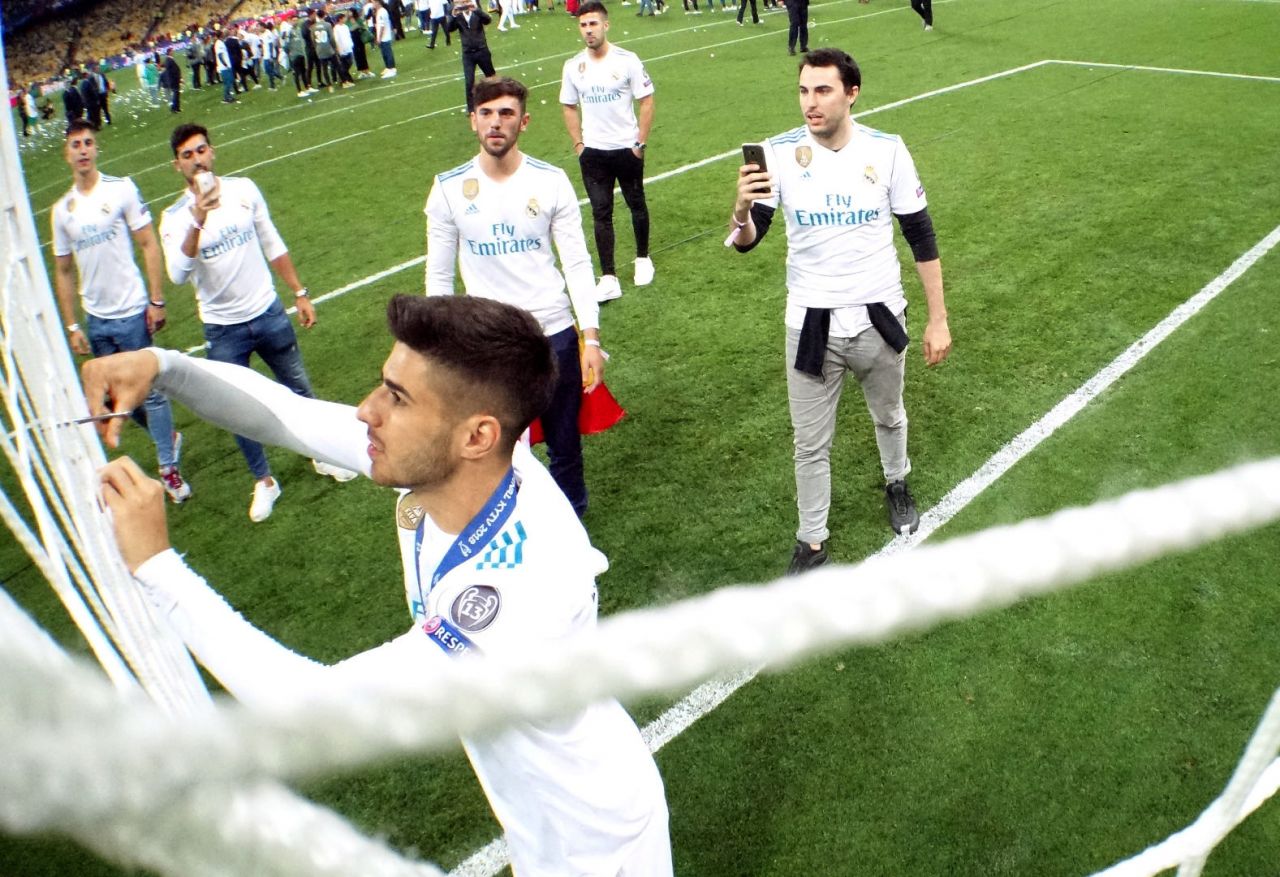 Finalden sonra geceyi birlikte geçirdiler! 7