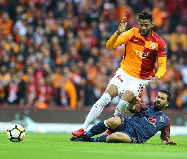 Galatasaray'da sürpriz transfer çalışmaları başladı! 4