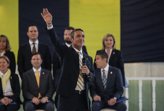 Ali Koç Barcelonalı ismi Fenerbahçe'ye getiriyor! 15