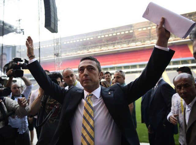 Ali Koç Barcelonalı ismi Fenerbahçe'ye getiriyor! 3