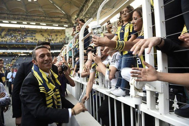 Ali Koç Barcelonalı ismi Fenerbahçe'ye getiriyor! 5
