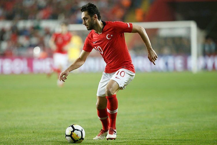 Galatasaray'da gündem Hakan Çalhanoğlu! 2