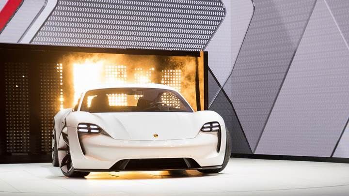 Porsche'den yeni otomobiline Türk ismi! 4