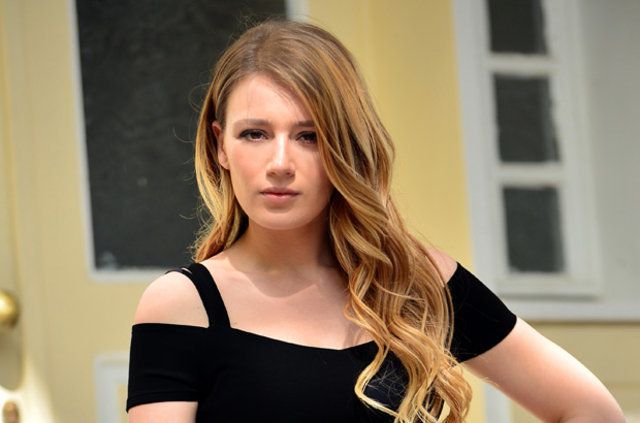 Gizem Karaca'ya bir şok daha geldi! 7