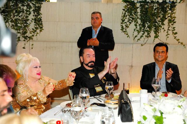 Ünlüler, Adnan Oktar'ın davetine akın etti! 13