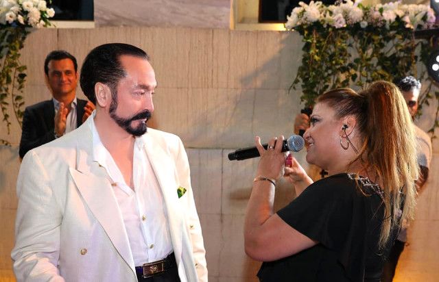 Ünlüler, Adnan Oktar'ın davetine akın etti! 17