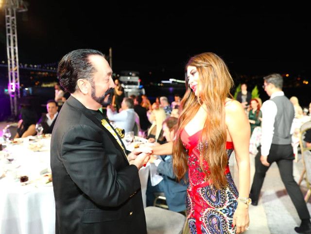 Ünlüler, Adnan Oktar'ın davetine akın etti! 18