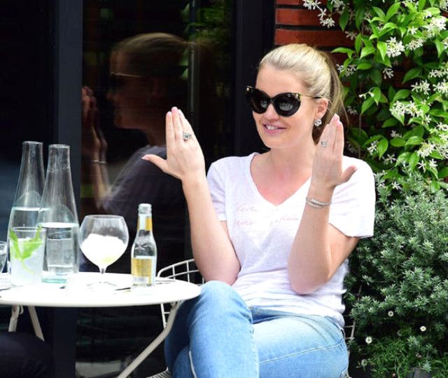 Lady Kitty Spencer'ın gündelik tarzı şoke etti! 2