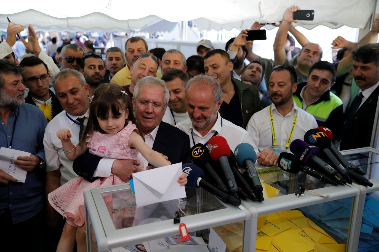 İşte Aziz Yıldırım'ın yeni işi! 1