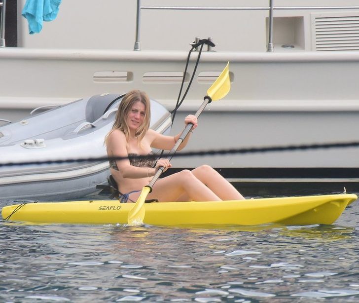 Gizem Karaca'nın bol 'selfie'li tatili! 2