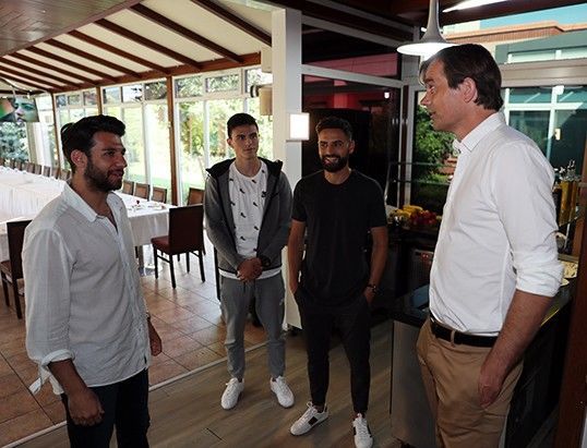 Ve Cocu sahaya indi! 10