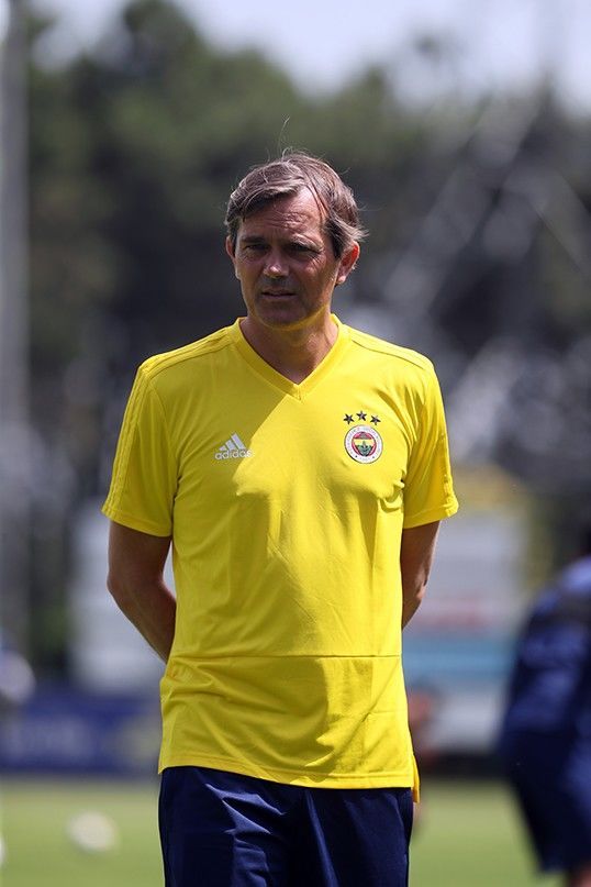Ve Cocu sahaya indi! 2