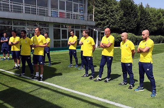 Ve Cocu sahaya indi! 5