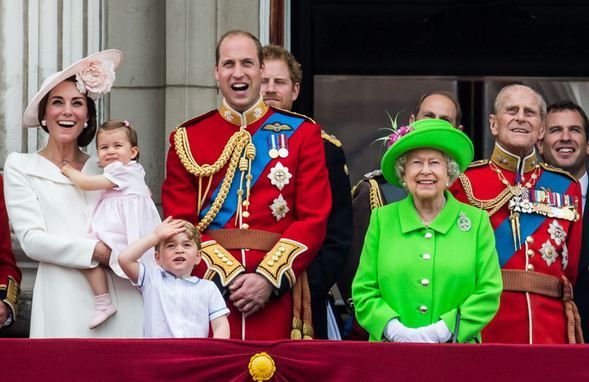 Kraliçe Elizabeth'in cinsel yaşamı bu kitapta! 1