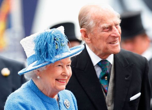 Kraliçe Elizabeth'in cinsel yaşamı bu kitapta! 2