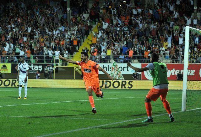Beşiktaş'ta Babel krizi yaşanıyor! 13