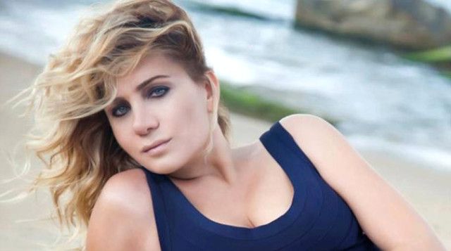 Eylül ve Leyla'nın ölümü ünlü isimleri yasa boğdu! 9