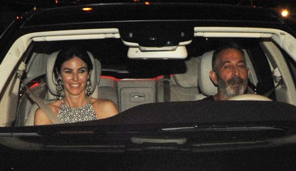 Aşk sarhoşu Cem'den romantik jestler! 4