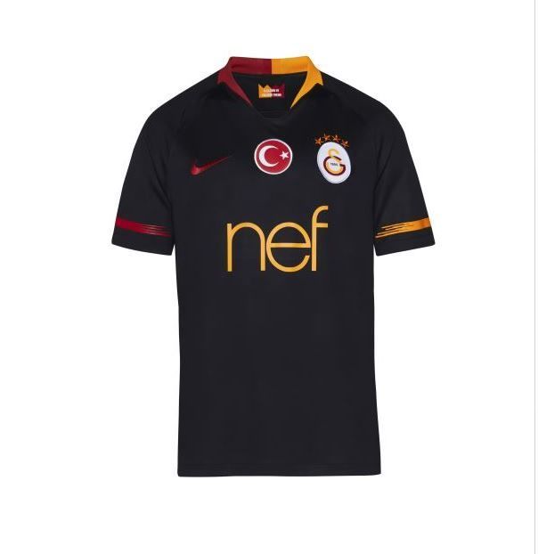 Galatasaray'ın dış saha forması belli oldu! 2