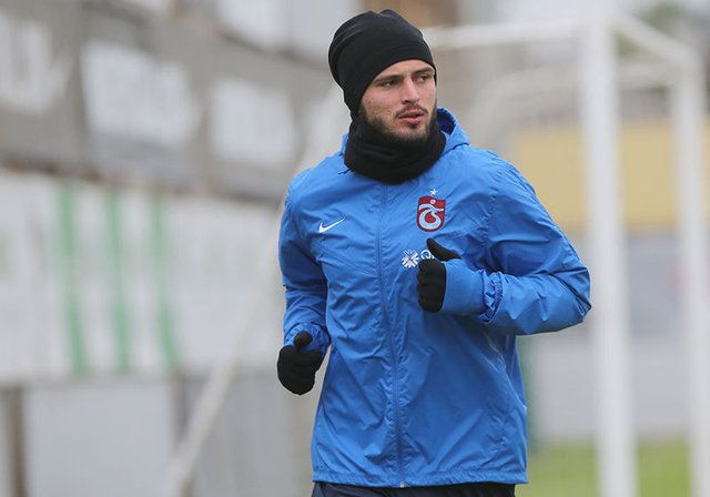 Bedelli askerlik bekleyen futbolcular! 15