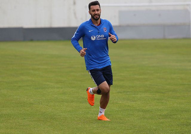 Bedelli askerlik bekleyen futbolcular! 10