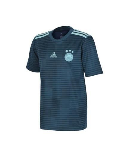 Fenerbahçe'de yeni sezon formaları tanıtıldı! 6