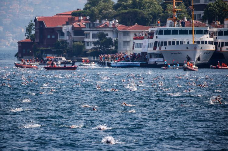 İstanbul'da Kıtalararası Yüzme Yarışı tamamlandı! 15