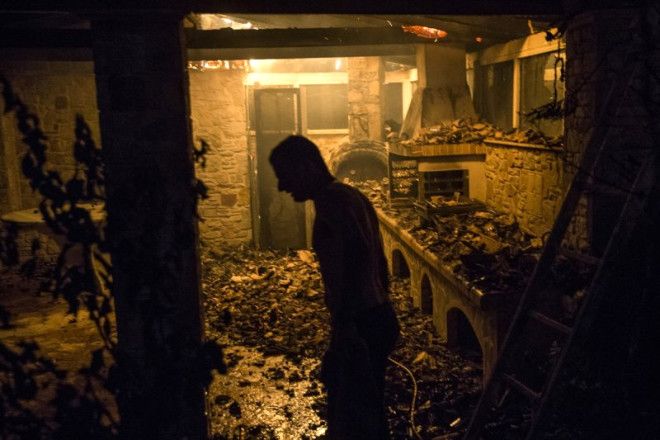 Atina'daki yangından yürek burkan hikayeler! 10