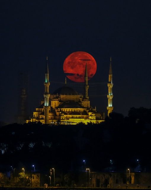 İstanbul'da dolunay resitali! Büyüledi... 5