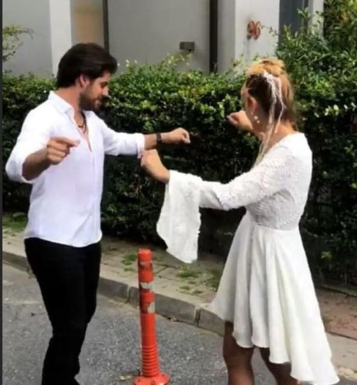 Oyuncu Özge Özder, Sinan Güleryüz ile evlendi! 1