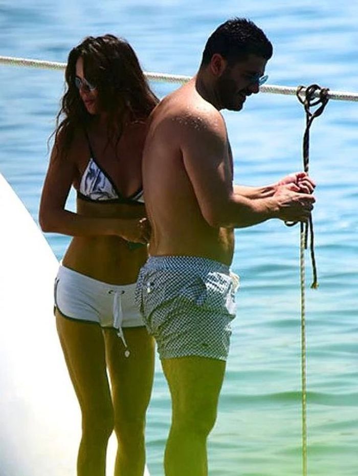 Sevgilisinin eski eşinden Ebru Şallı'ya gönderme! 1
