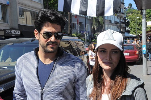 Fahriye Evcen'e üzücü haber! 16