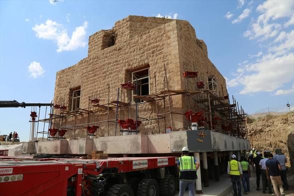 1500 ton ağırlığındaki tarihi hamam taşınıyor! 1