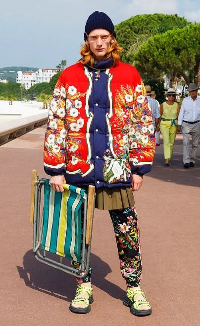 Artık Gucci, Demet Akalın'ı örnek alıyor! 10