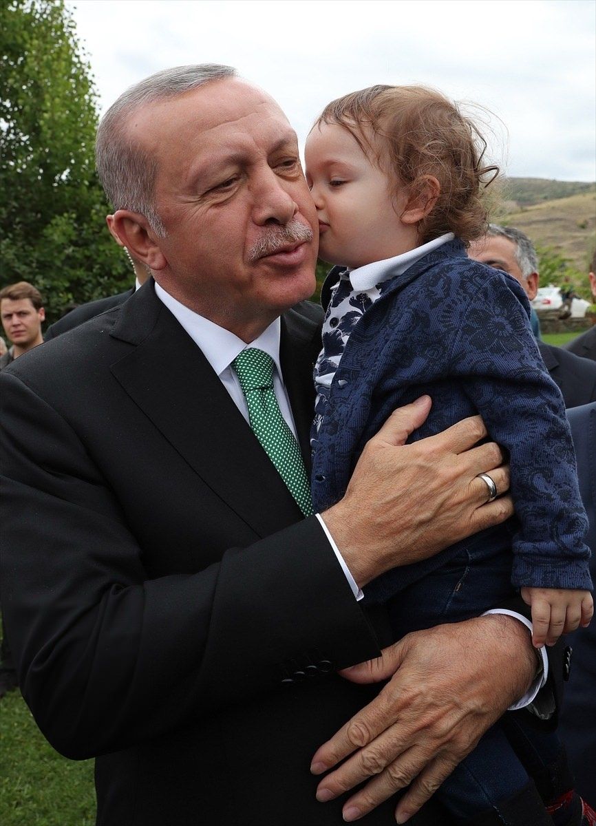 Erdoğan, Bayburt'ta Baksı Müzesi'ni ziyaret etti 1