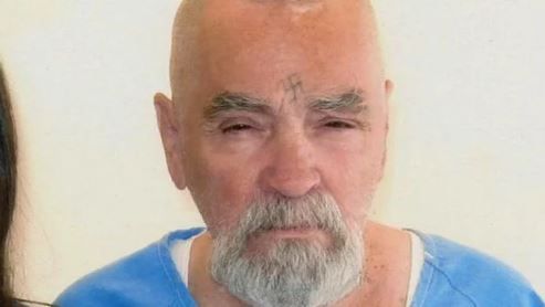Binlerce müridi olan bir seri katil: Charles Manson! 9