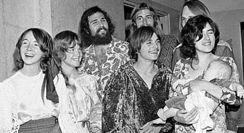 Binlerce müridi olan bir seri katil: Charles Manson! 15
