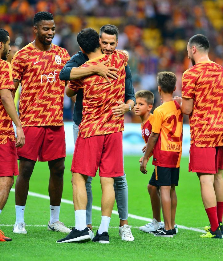 Hakan Balta Galatasaray'a veda etti 5