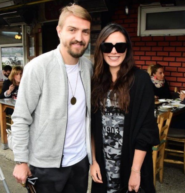 Şükran-Caner Erkin çiftinin bebeklerinden ilk fotoğraf! 9