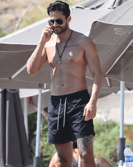 Eliz Sakuçoğlu ile Ekin Mert Daymaz tatilde! 8