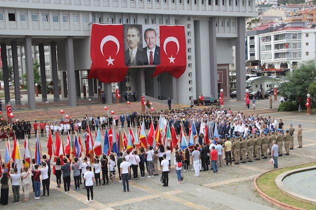 "Büyük zafer" çoşkuyla kutlanıyor! 14