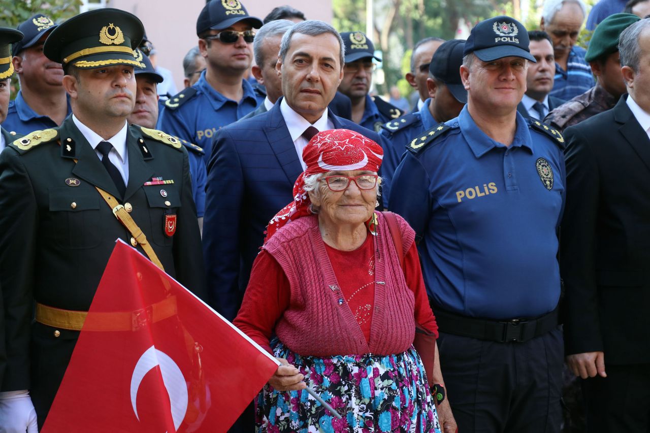 "Büyük zafer" çoşkuyla kutlanıyor! 19