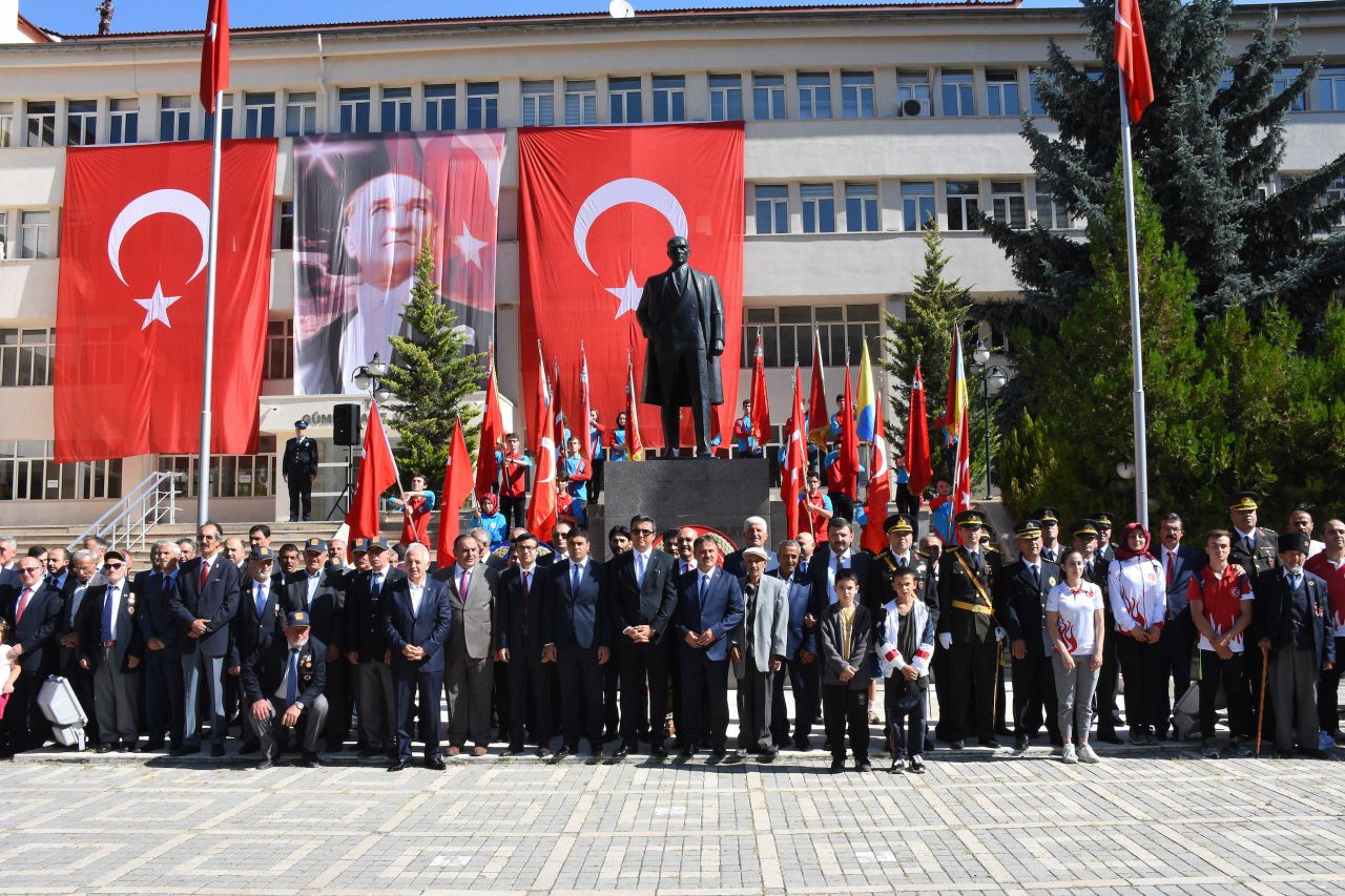 "Büyük zafer" çoşkuyla kutlanıyor! 22