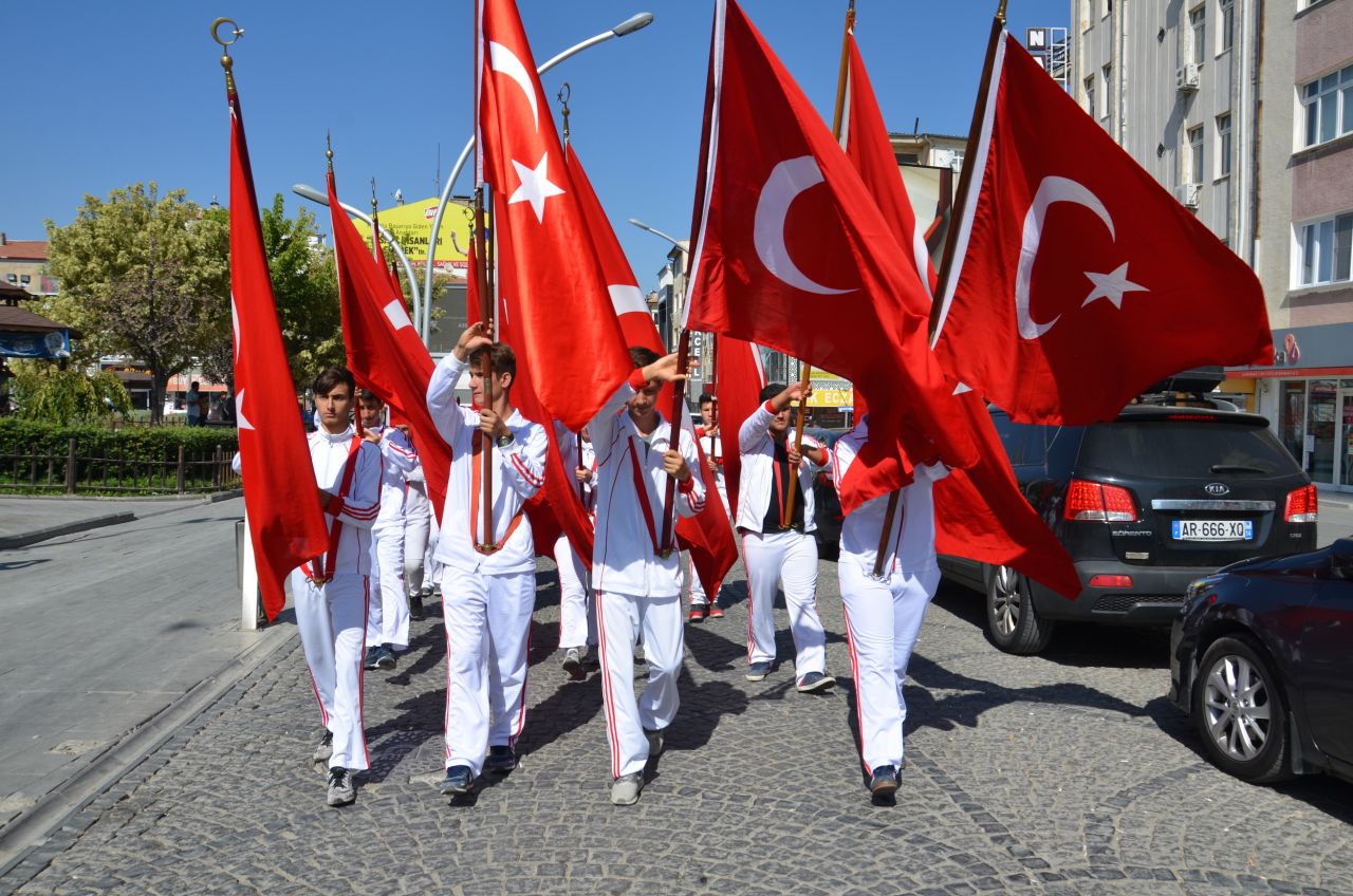 "Büyük zafer" çoşkuyla kutlanıyor! 26
