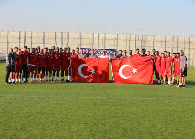 "Büyük zafer" çoşkuyla kutlanıyor! 12