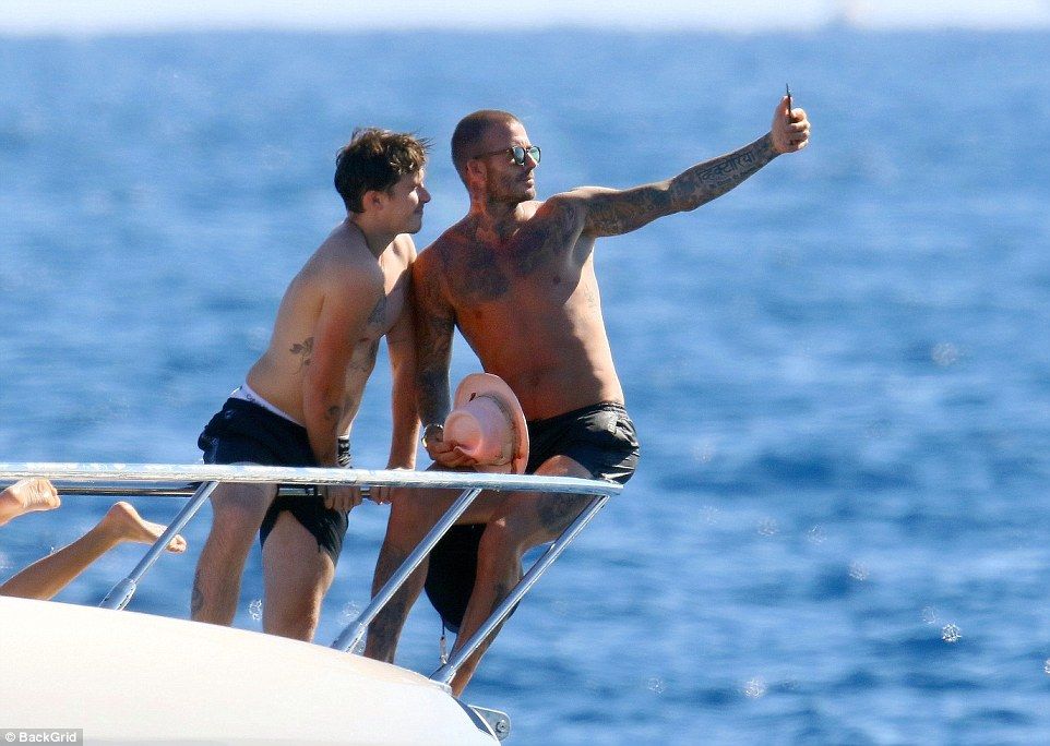 Boşanacakları söylenen Beckham çifti aşk tazeledi 20