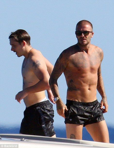 Boşanacakları söylenen Beckham çifti aşk tazeledi 21